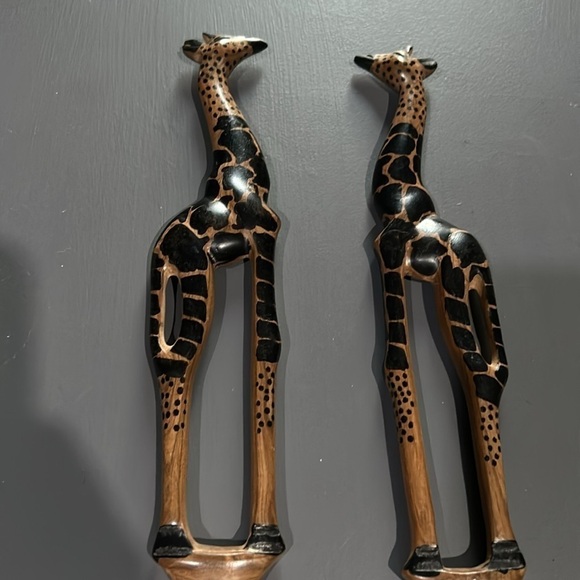 Wooden African Giraffe Handmade Salad Serving Utensils - Picture 2 of 6